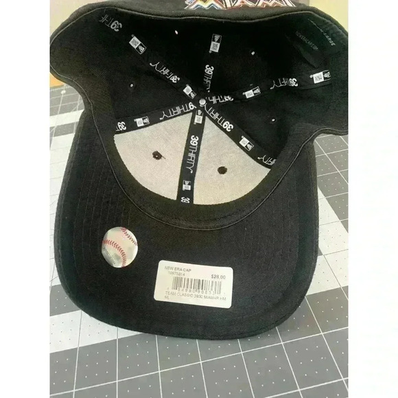 Miami Marlins Hat Mens M/L New Era MLB 39Thirty Diamond Era Flex Cap Baseball - Picture 5 of 6